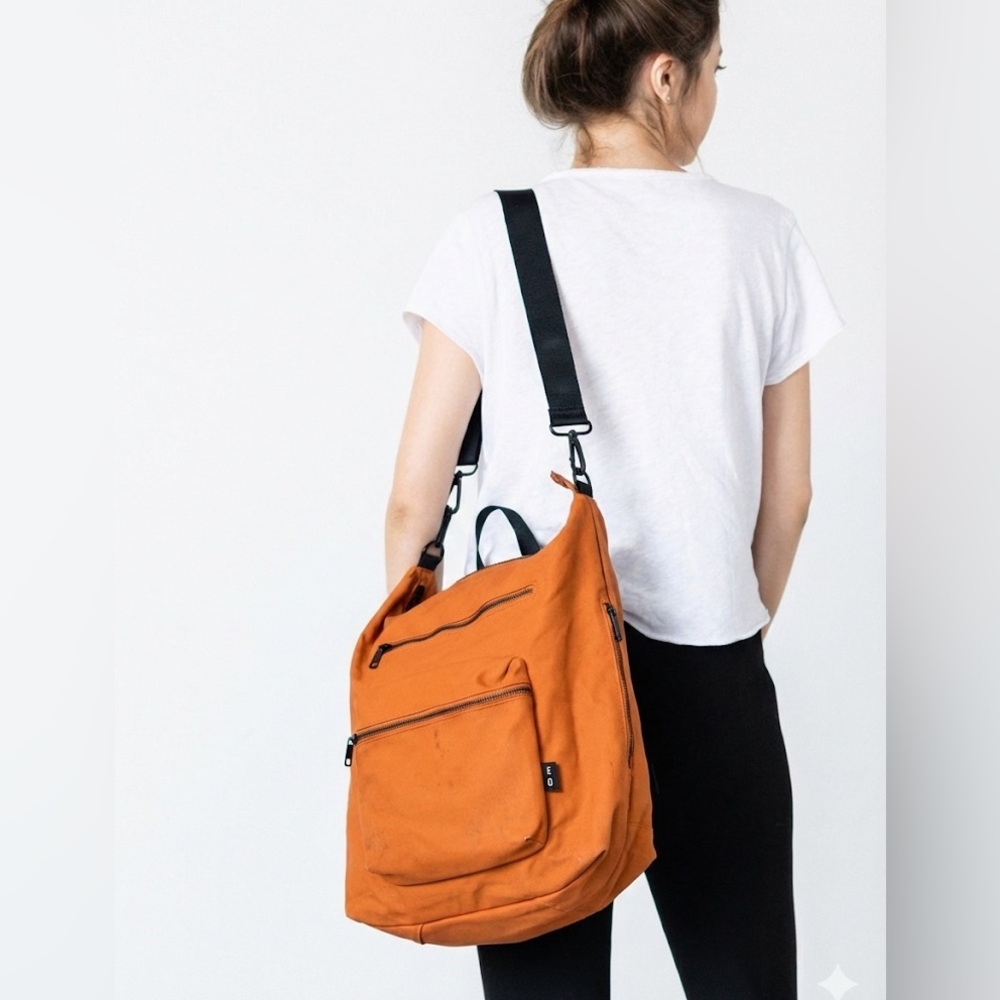 Designer Minimalist Unisex Diaper Bag | Cotton Canvas | Multi-Carry